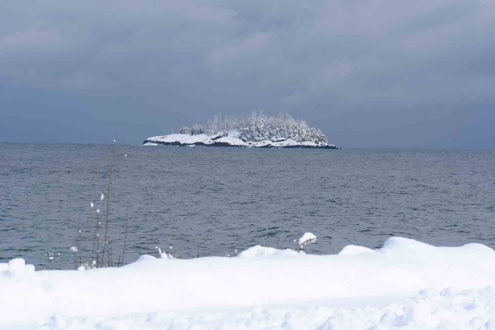Giresun’da kar sonrası kartpostallık manzaralar ortaya çıktı
