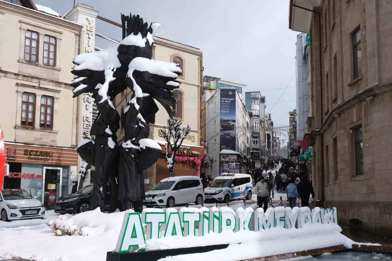 Giresun’da kar sonrası kartpostallık manzaralar ortaya çıktı
