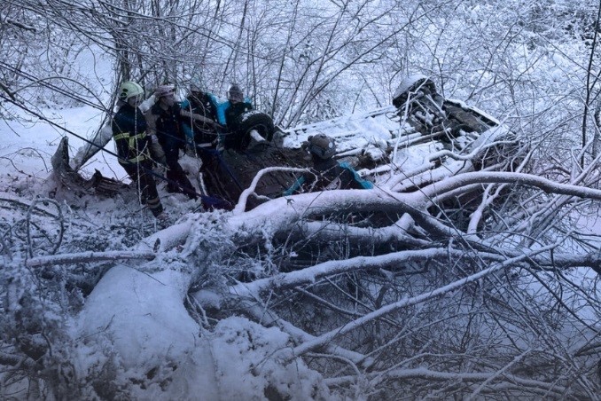 Giresun’da otomobil fındık bahçesine yuvarlandı: 6 Yaralı
Giresun’da otomobil fındık bahçesine yuvarlandı: 6 Yaralı