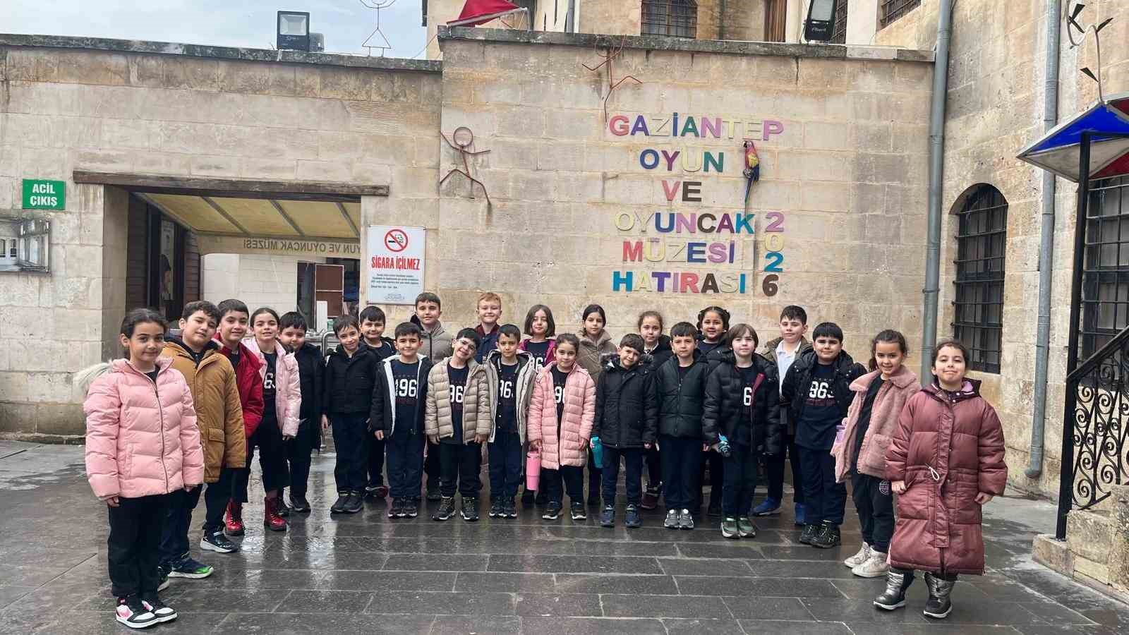 GKV’li öğrenciler geçmişten geleceğe kültür yolculuğuna çıktı
