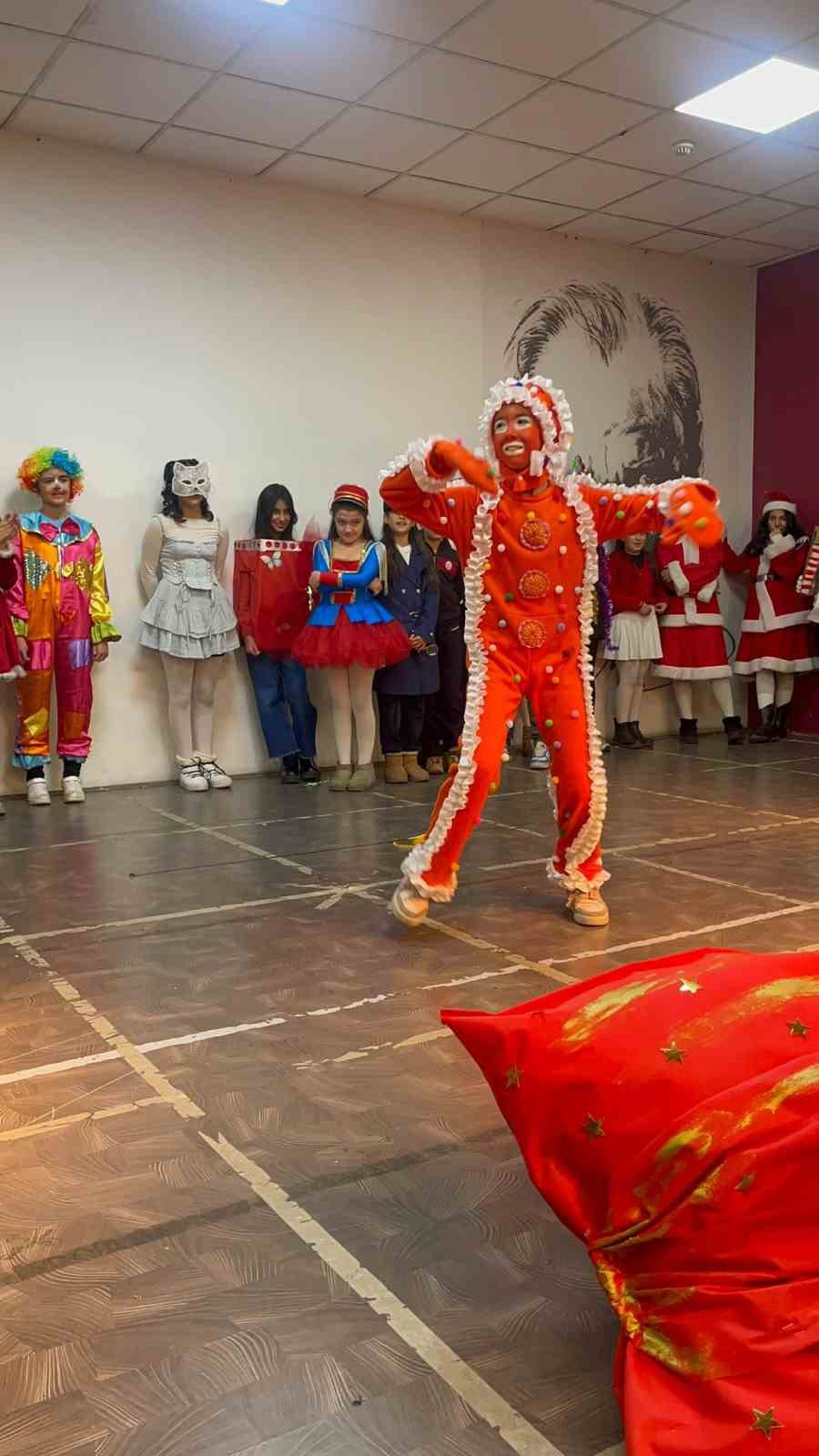 GKV’lilerin tasarım odaklı etkinlikler dikkat çekti
GKV’lilerin tasarım odaklı etkinlikler dikkat çekti