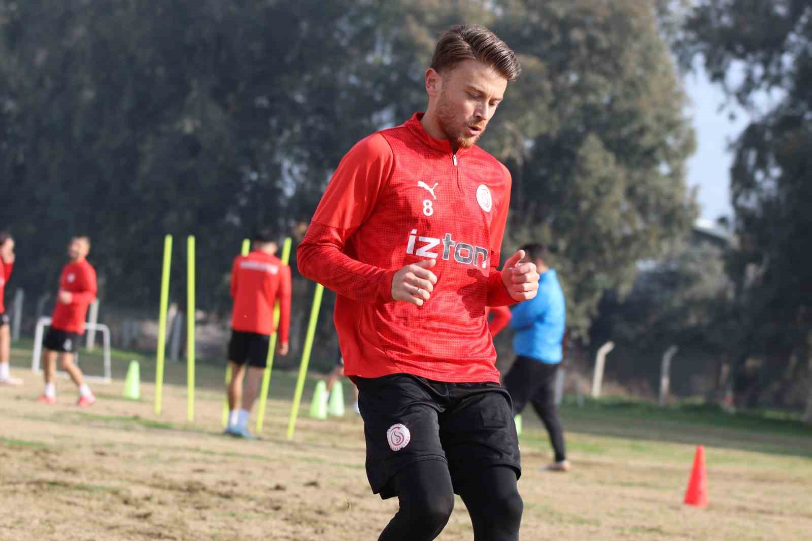 Gökay Iravul: "Aykut Kocaman benim için bir baba gibidir"
