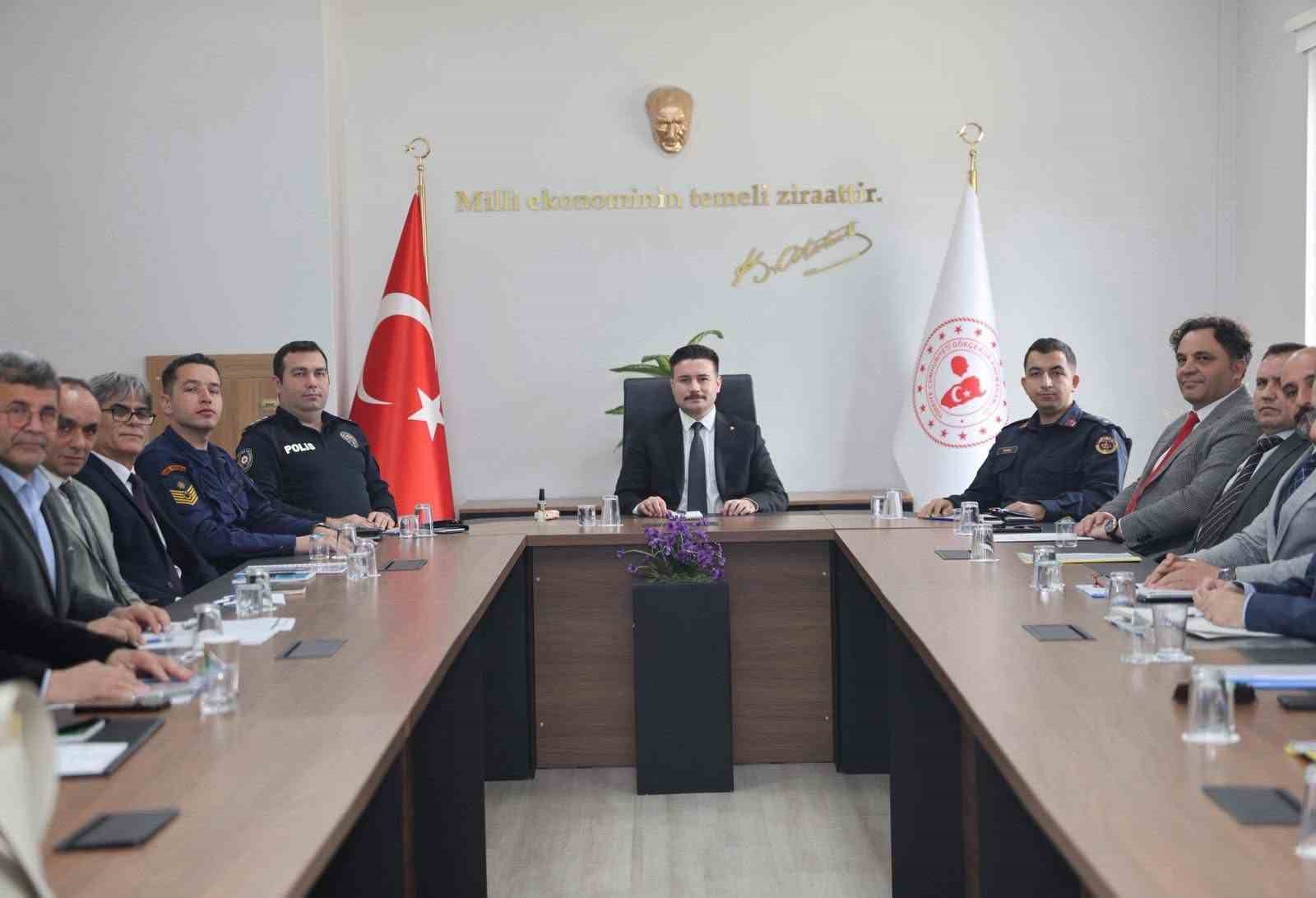 Gökçeada’da Koordinasyon ve Değerlendirme toplantısı gerçekleştirildi
Gökçeada’da Koordinasyon ve Değerlendirme toplantısı gerçekleştirildi