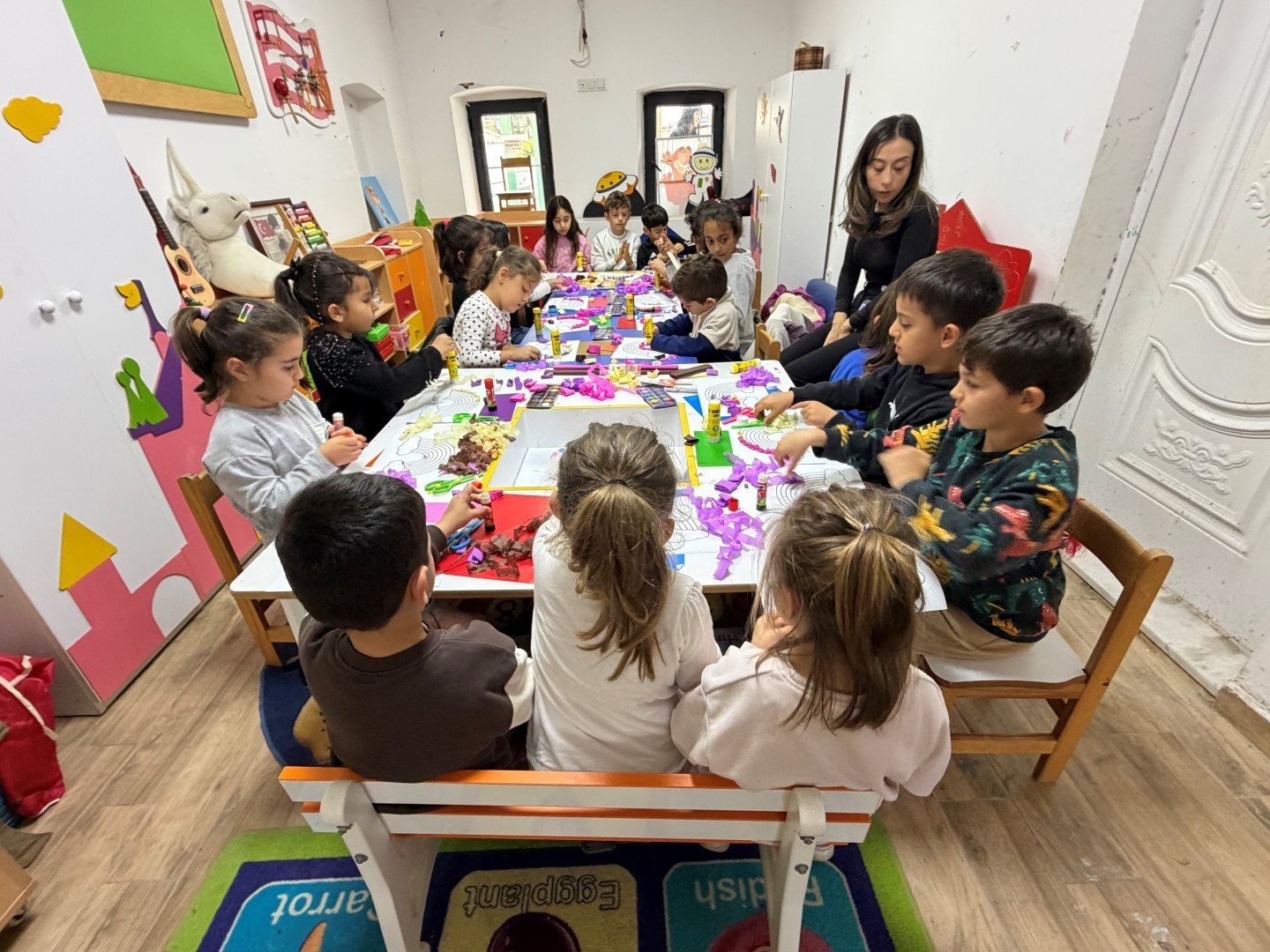 Gökkuşağı Sanat Atölyesi yoğun ilgi gördü
