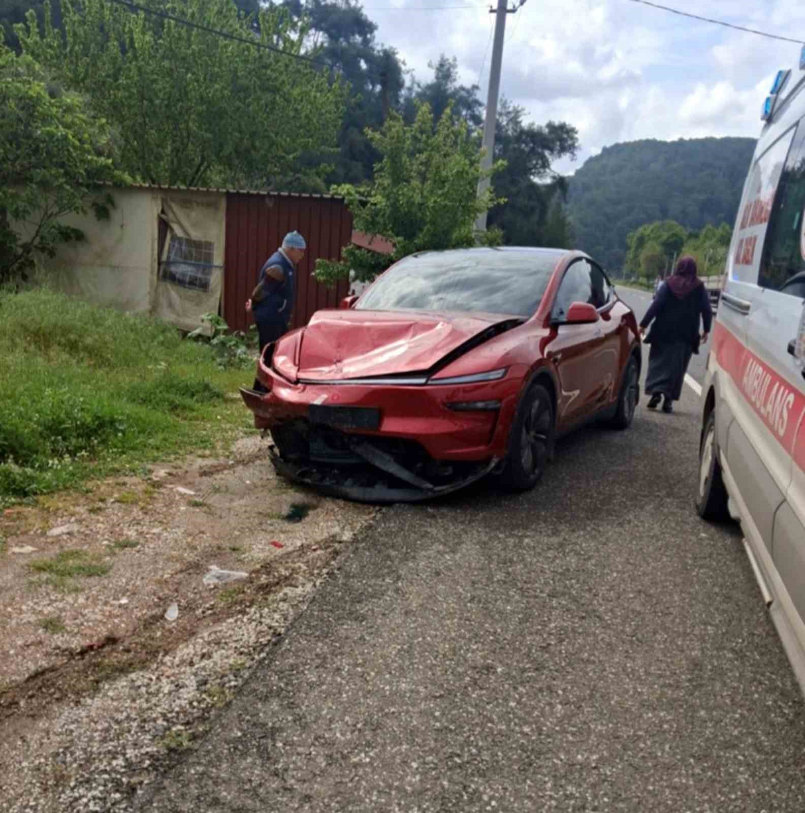 Gökova-Marmaris karayolunda kaza: 4 yaralı
