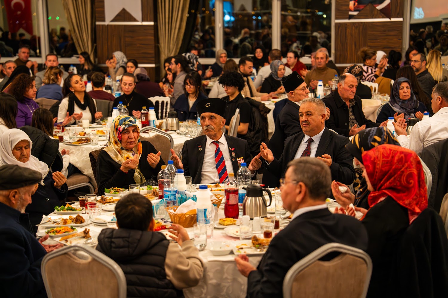 Gölbaşı Belediyesi’nden şehit yakınlarına ve gazilere iftar
