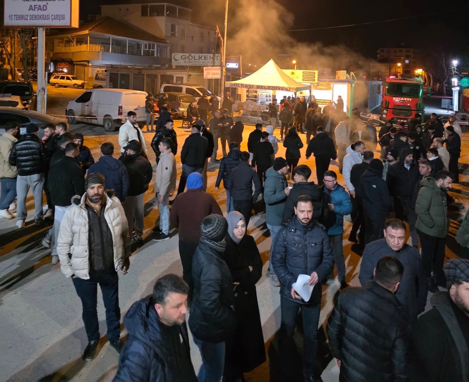 Gölbaşı’nda deprem şehitleri gözyaşlarıyla anıldı
