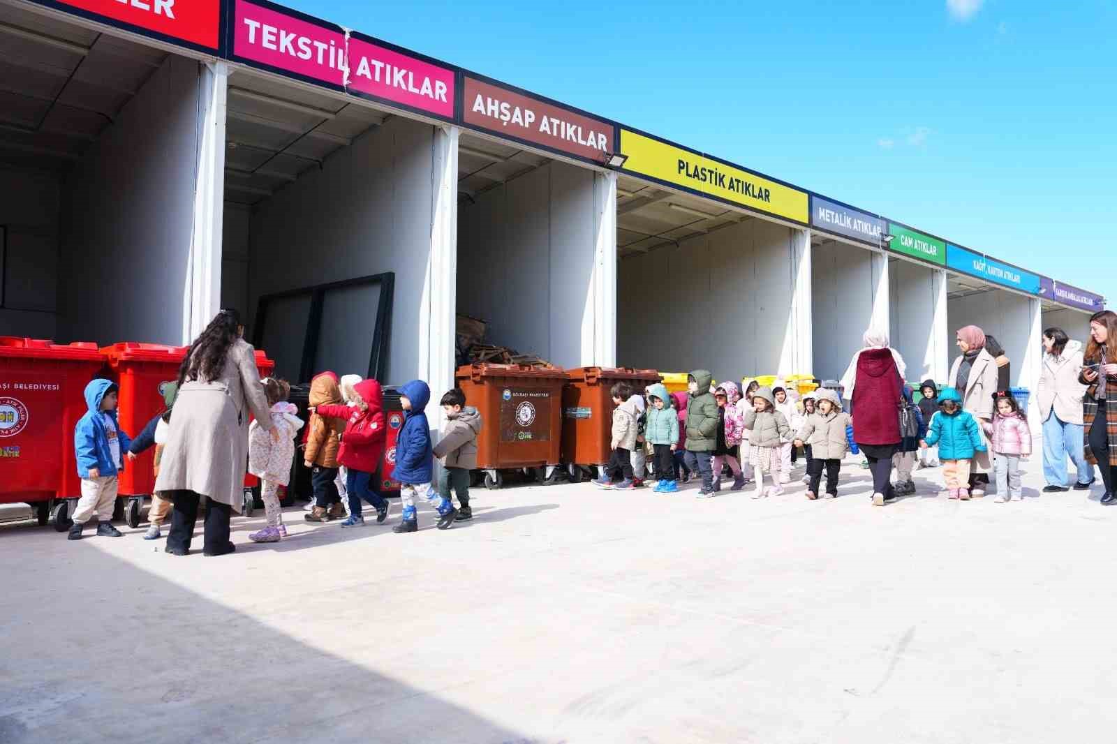 Gölbaşı’nda miniklere geri dönüşüm ve sıfır atık anlatıldı
