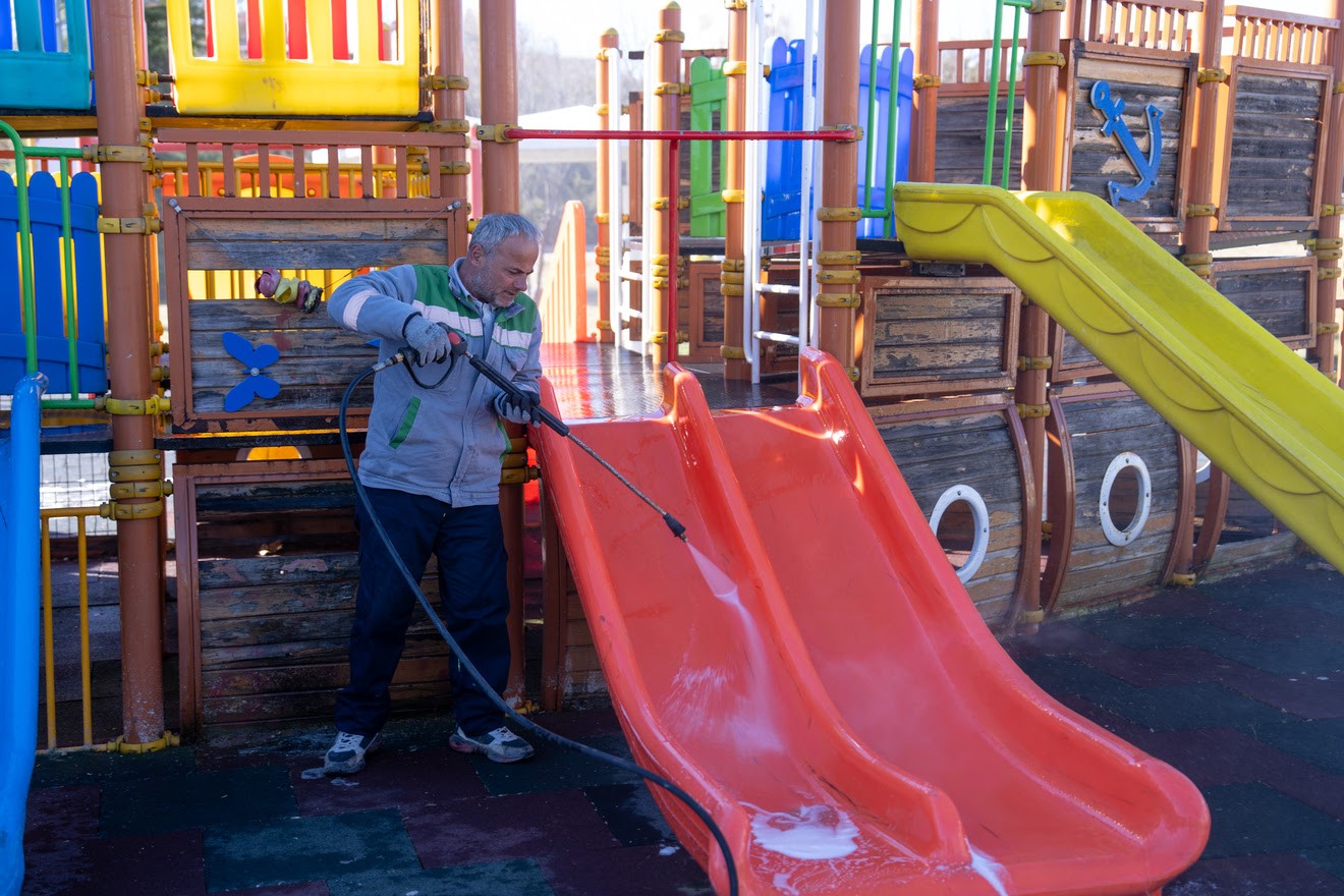 Gölbaşı’nda parklar yaza hazırlanıyor
