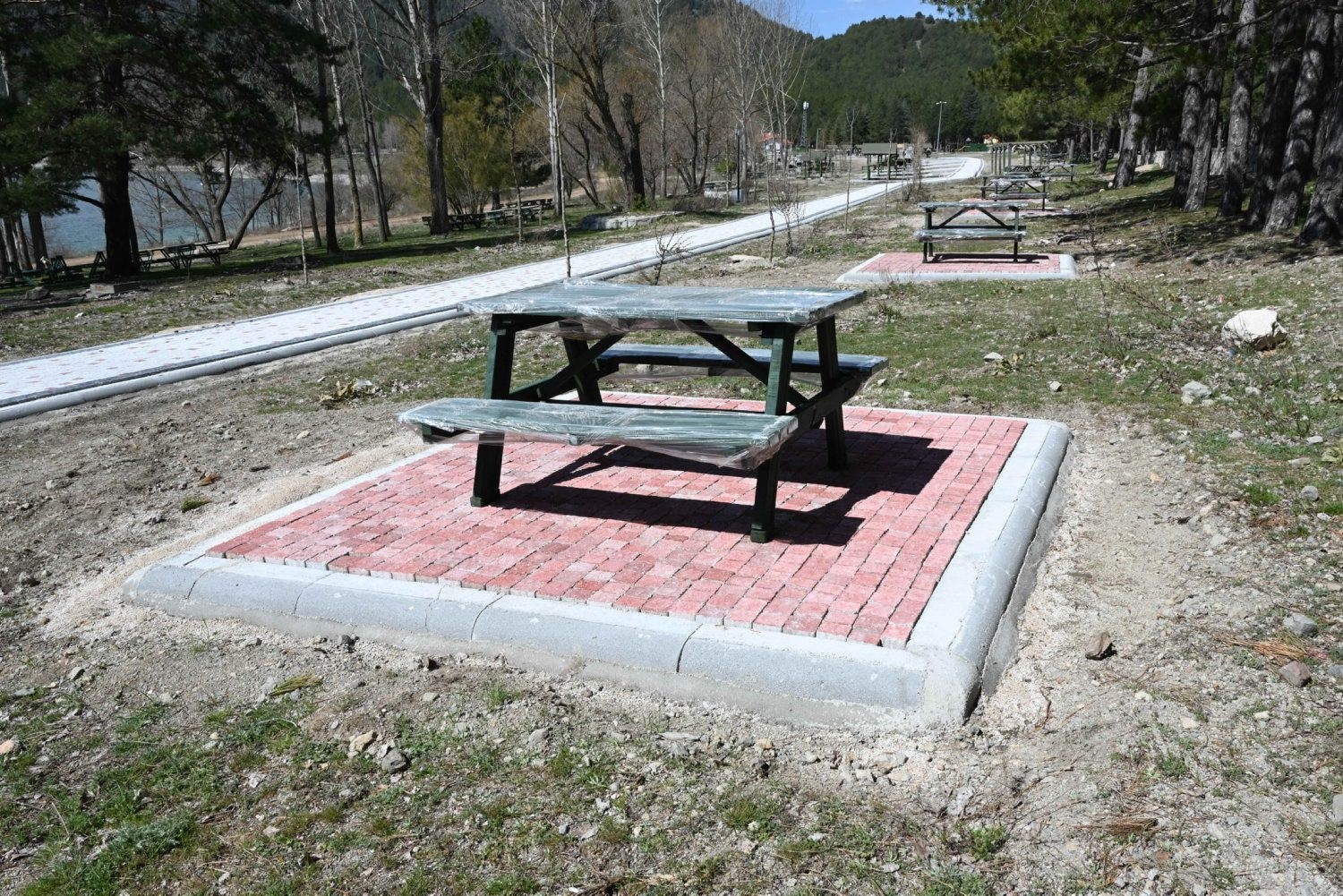 Gölcük Tabiat Parkı yeni yüzüyle yaza hazırlanıyor
