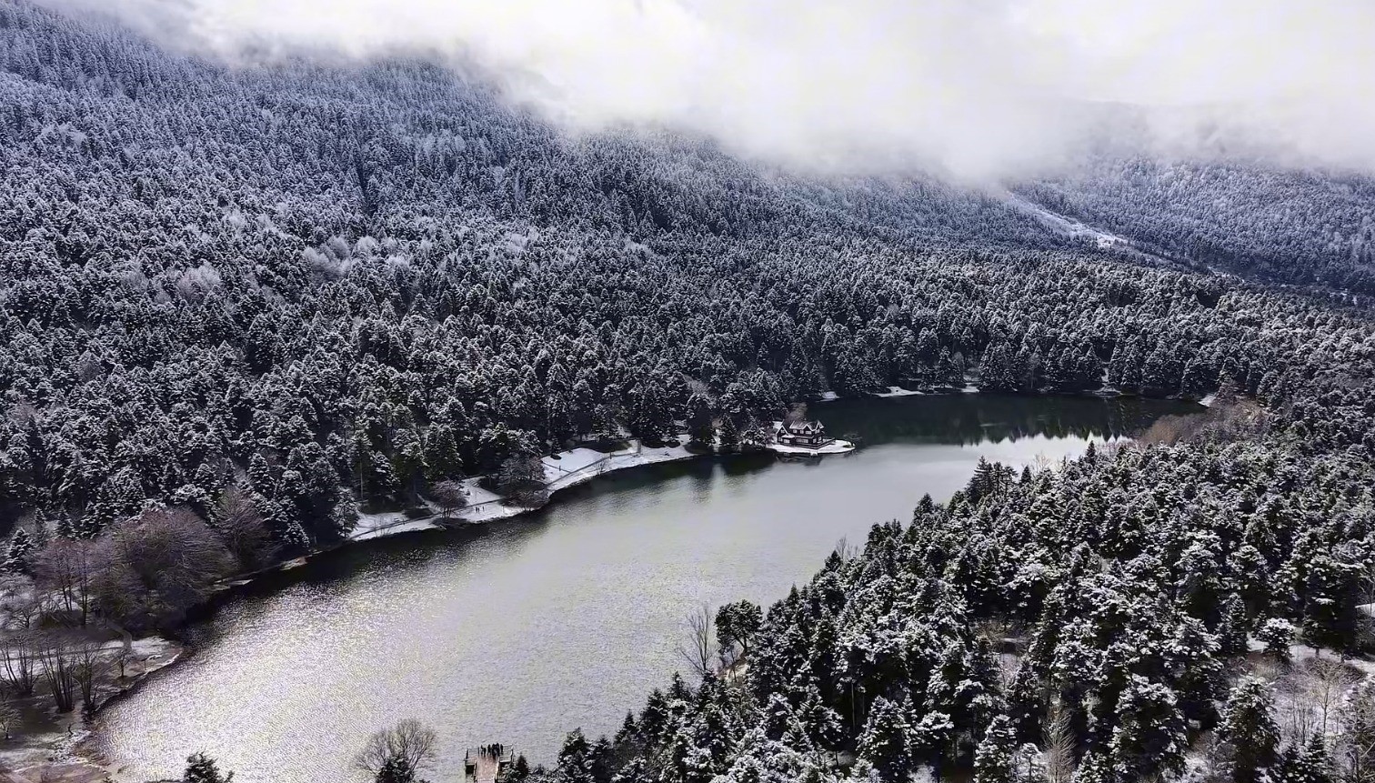 Gölcük Tabiat Parkı’nda kış güzelliği
