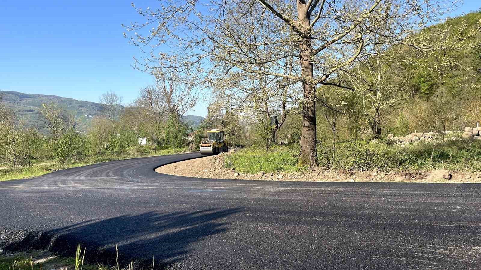 Gölyaka’da 2,7 kilometrelik sıcak asfalt çalışması tamamlandı
