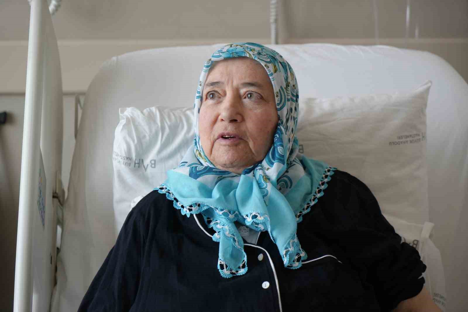 Görenler kilo aldı sandı, karnından 30 santim uzunluğunda 10,5 kiloluk kitle çıktı
