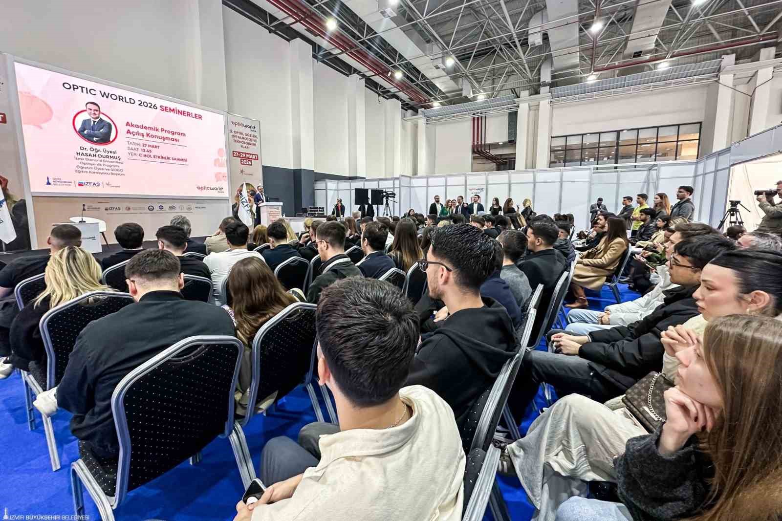 Görme sağlığının geleceği İzmir’de konuşuldu
