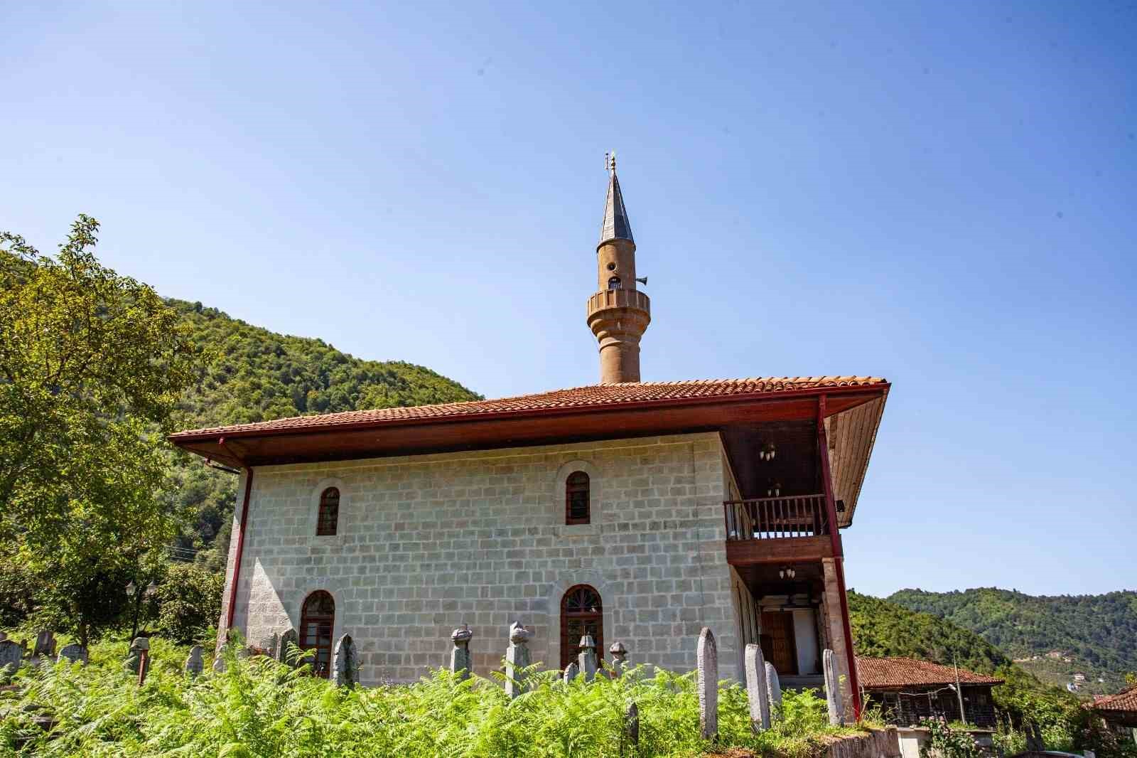 Görselliğiyle göz kamaştırıyor
