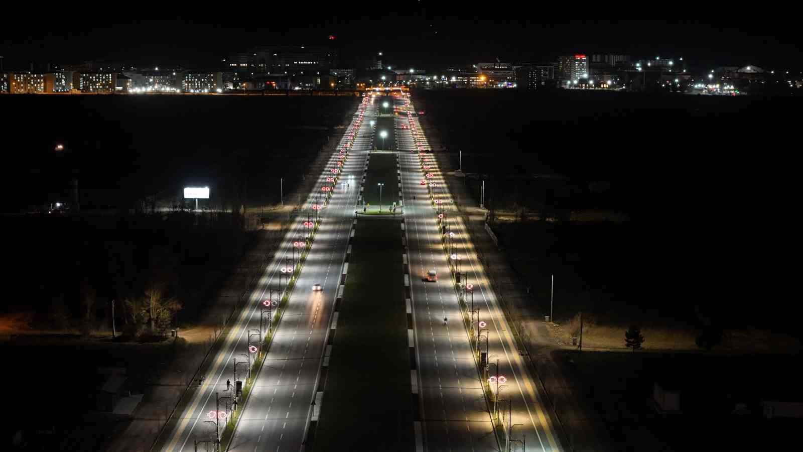 Görüntüsü ile havalimanını andırıyor, görenlerin dikkatini çekiyor
