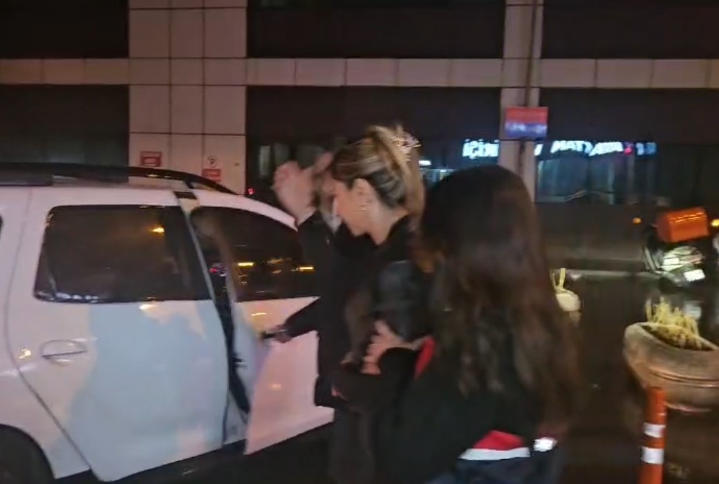 Gözaltına alınan Şeyma Subaşı sağlık kontrolünden geçirildi
