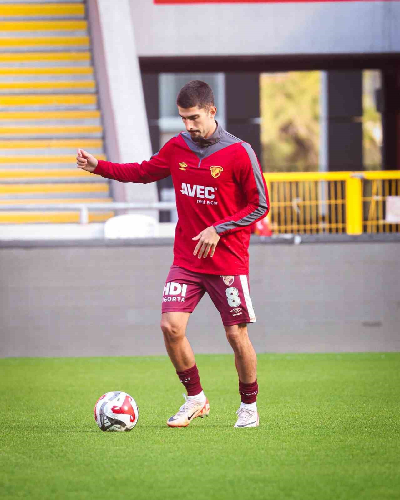 Göztepe’de yeni transfer Alexis Antunes sakatlandı
