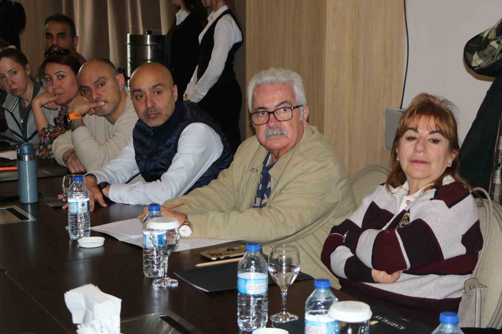 Grand Kartal Otel faciasının mağdur aileleri Bolu’da bir araya geldi
