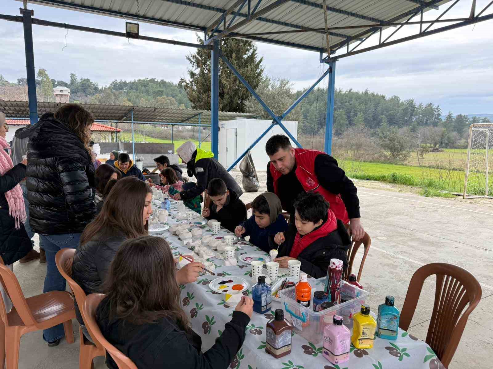 GSB Gençlik Kış Kulübü Esentepe’de çocuklarla buluştu
