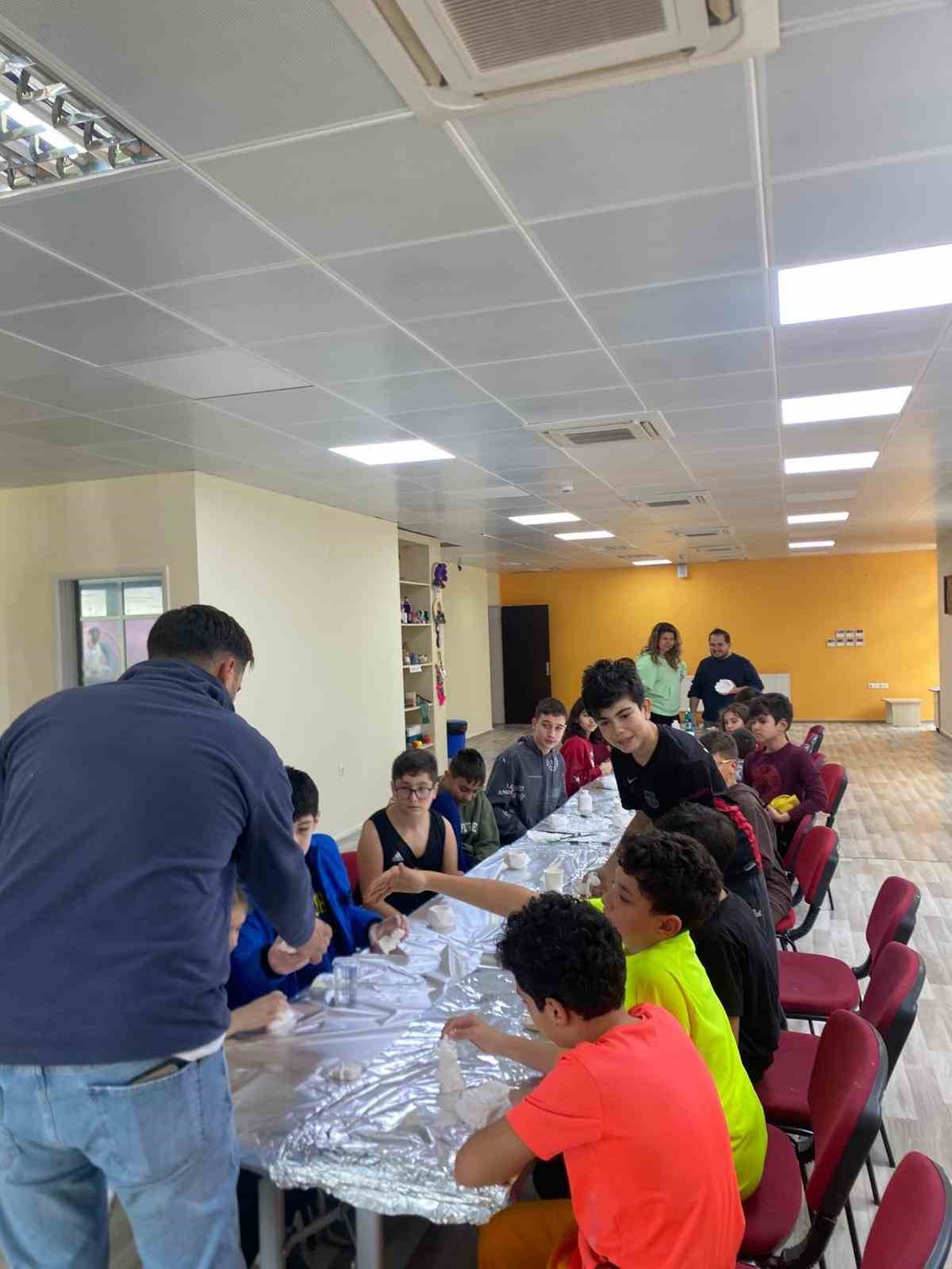 GSB Gençlik kış kulübü kapanış programı coşkuyla gerçekleştirildi
