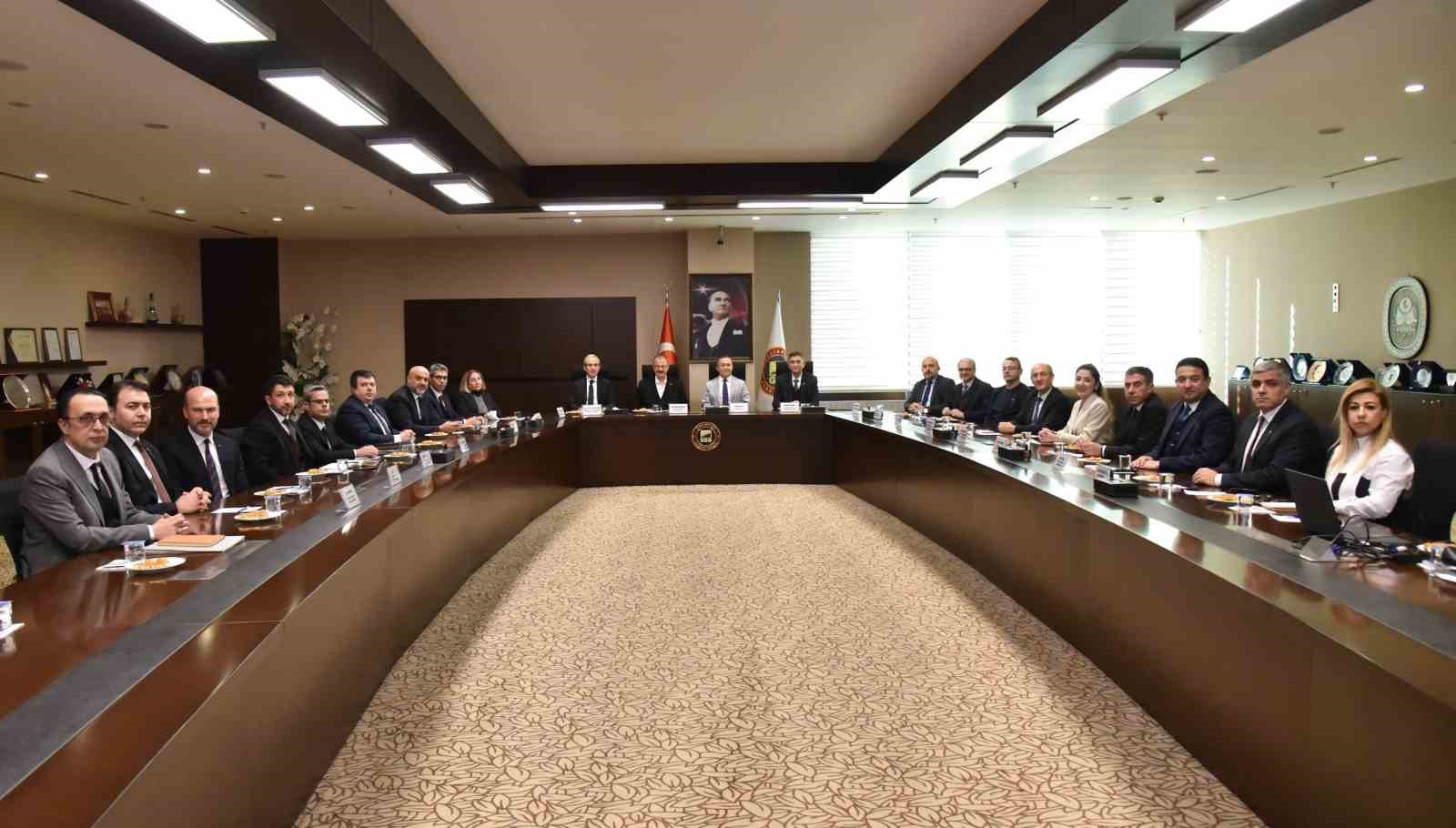 GSO ev sahipliğinde "Sanayide Dijital Dönüşüm ve Yapay Zeka" konusu ele alındı
