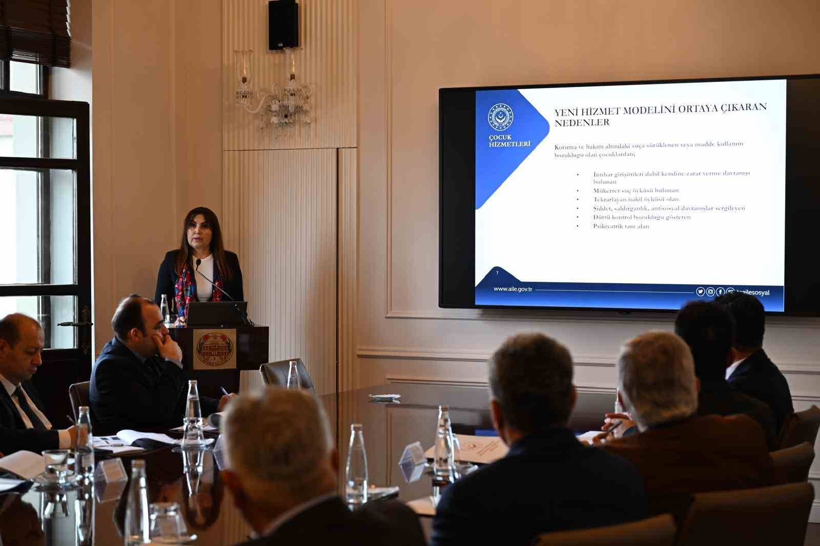 Güçlendirici Bakım Modeli Manisa’da masaya yatırıldı
