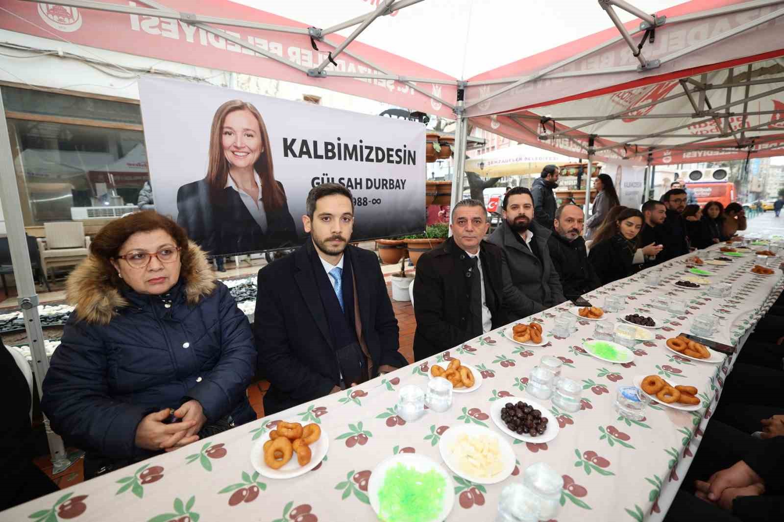 Gülşah Durbay, vefatının 40’ıncı gününde dualarla anıldı
Gülşah Durbay, vefatının 40’ıncı gününde dualarla anıldı
