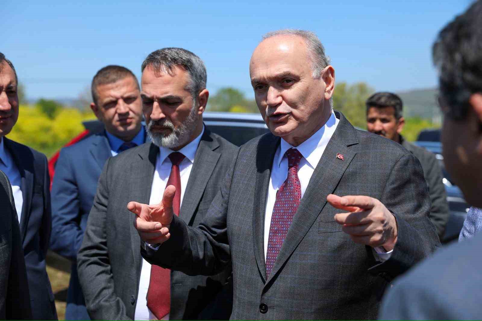 Gümrük Müdürlüğü proje sahası bakanlık heyetiyle incelendi
