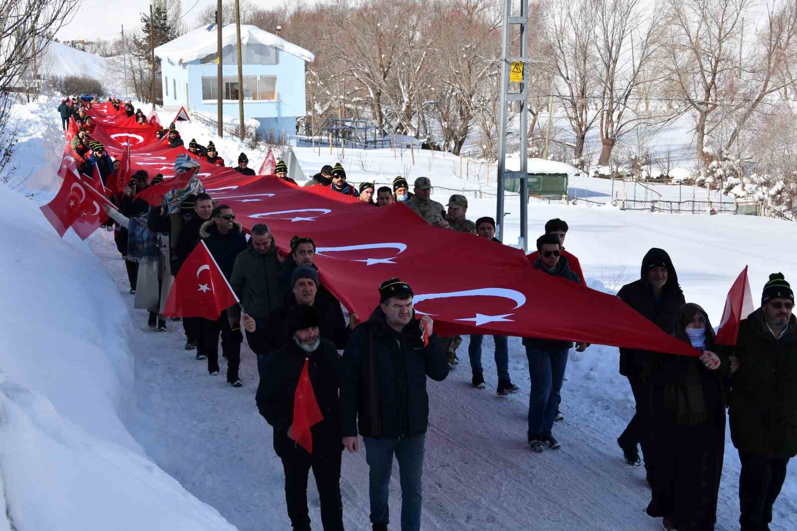 Gümüşhane’de 33. Kar Voleybolu Şenliği Ahmet Çalık anısına düzenlendi
