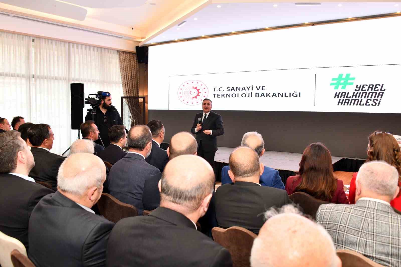 Gümüşhane’de turizm toplantısında rekabet yerine "iş birliği" vurgusu
Gümüşhane’de turizm toplantısında rekabet yerine "iş birliği" vurgusu