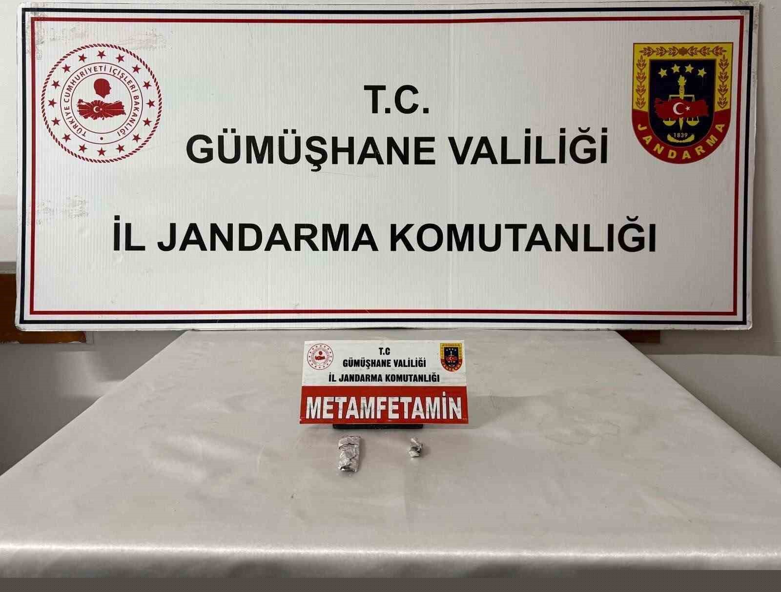 Gümüşhane’de uyuşturucu operasyonlarında iki şüpheli yakalandı
