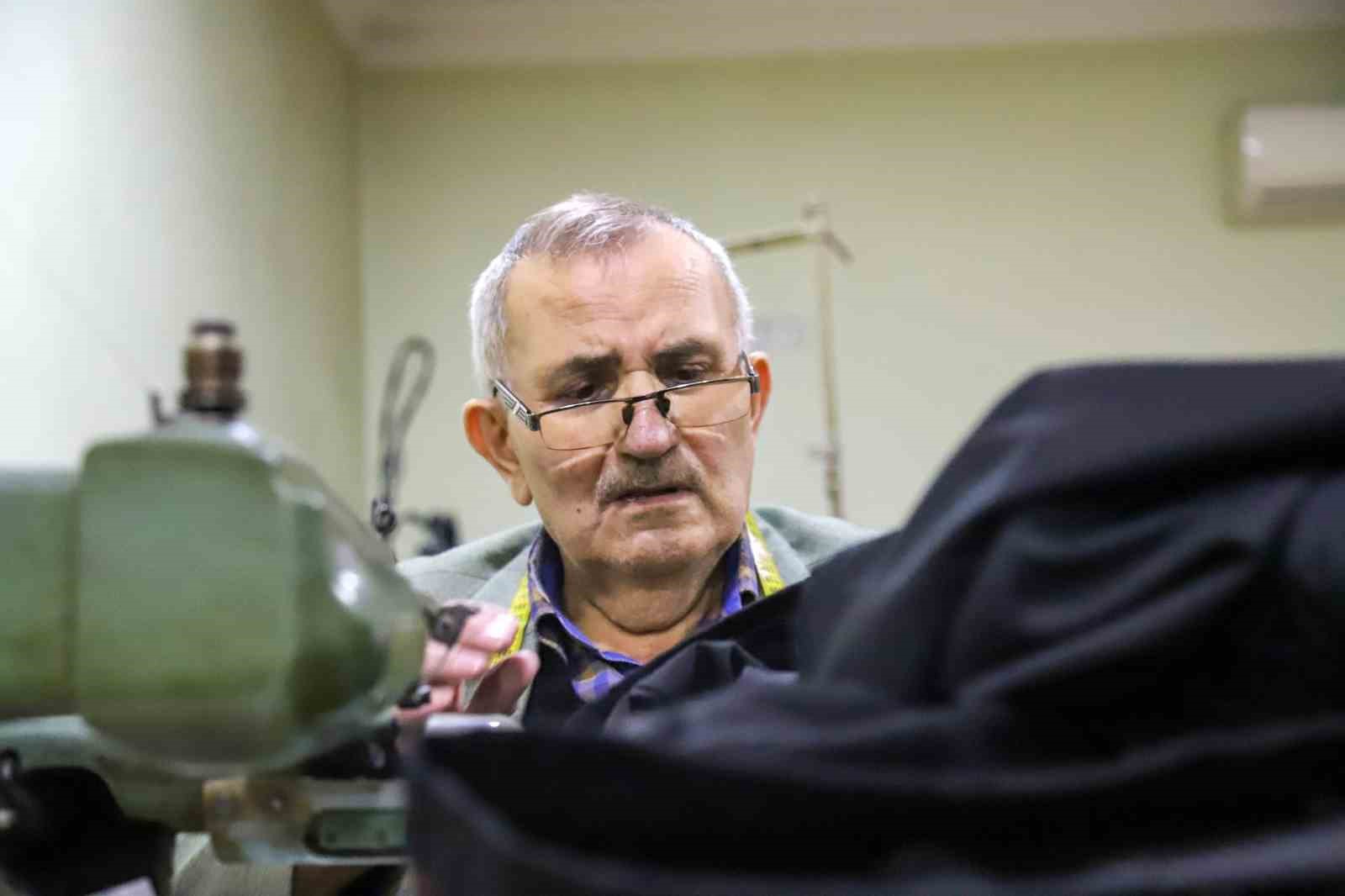 Gümüşhane’nin çınarlarından İlyas Aslan’ın 56 yıllık meslek yolculuğu
