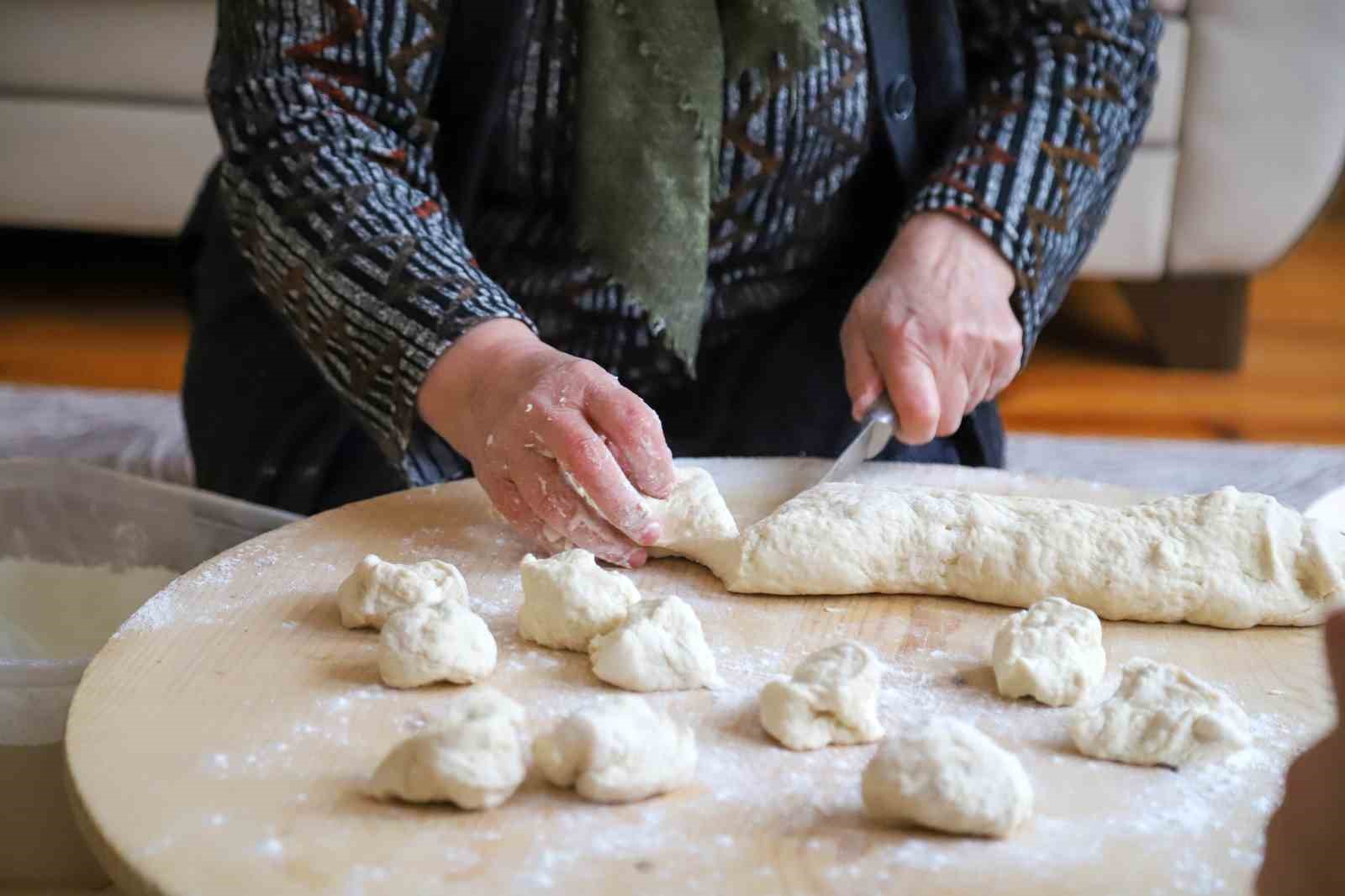 Gümüşhane’nin coğrafi işaretli lezzeti Siron’da Ramazan hazırlığı başladı
