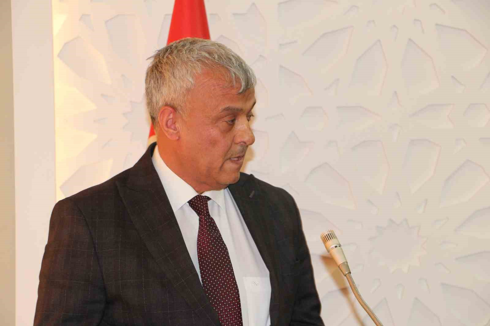Günde yaklaşık 10 bin kişinin kullandığı Habur, Irak ile ticarette ana geçiş noktası olmayı sürdürüyor
