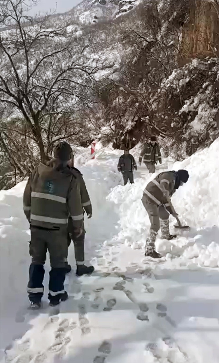 Güneydoğu son 50 yılın en sert kışında enerjisiz kalmadı
Güneydoğu son 50 yılın en sert kışında enerjisiz kalmadı