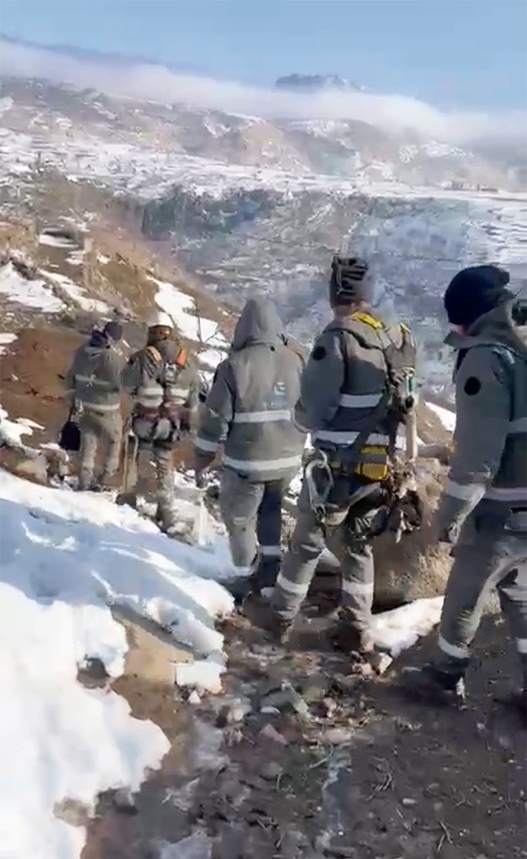 Güneydoğu son 50 yılın en sert kışında enerjisiz kalmadı
Güneydoğu son 50 yılın en sert kışında enerjisiz kalmadı