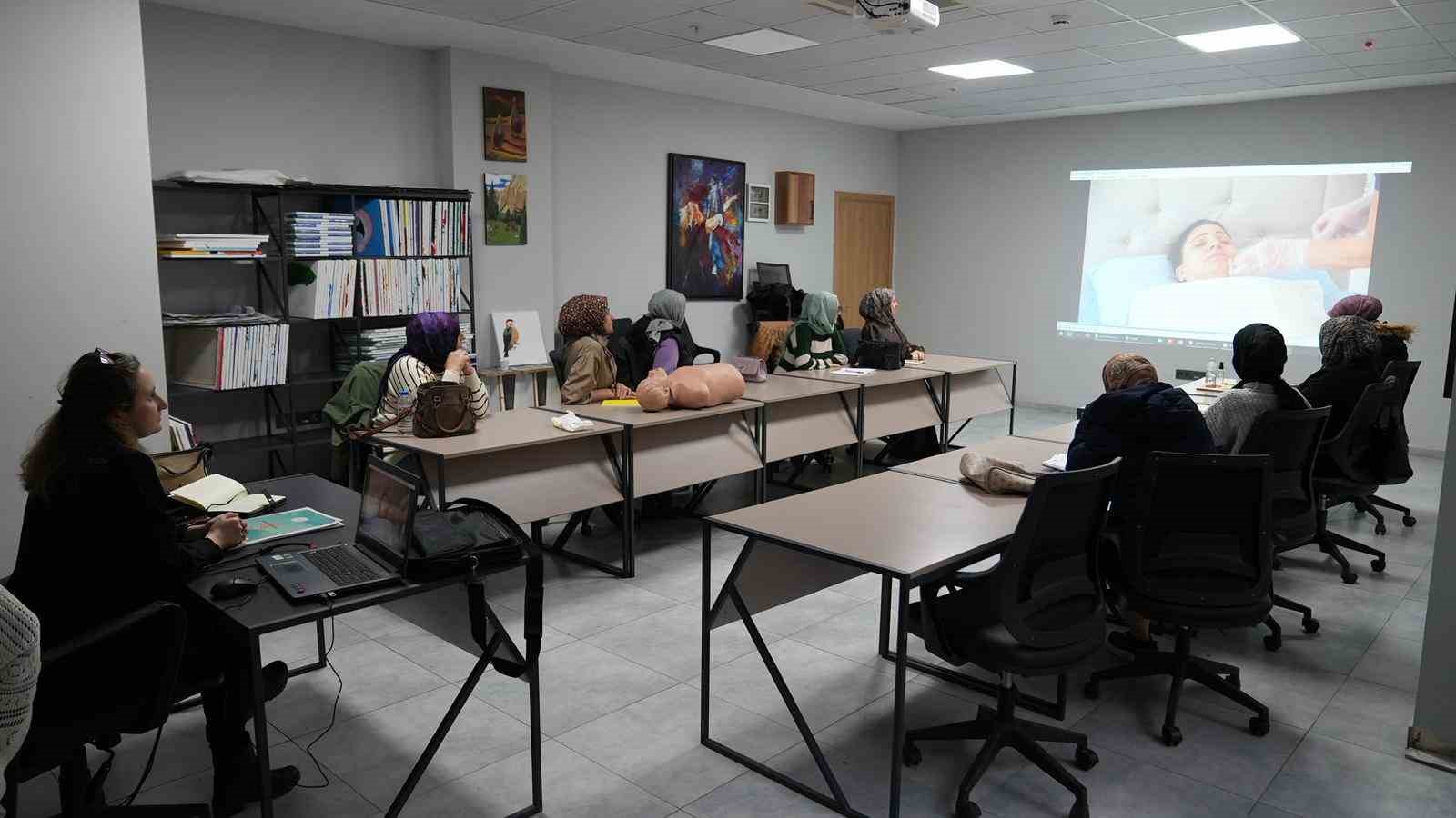 Gürsu’da hasta ve yaşlı bakım kursu
