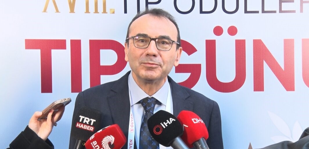 Güven Hastanesi’nden Tıp Bayramı’nda ödül töreni
