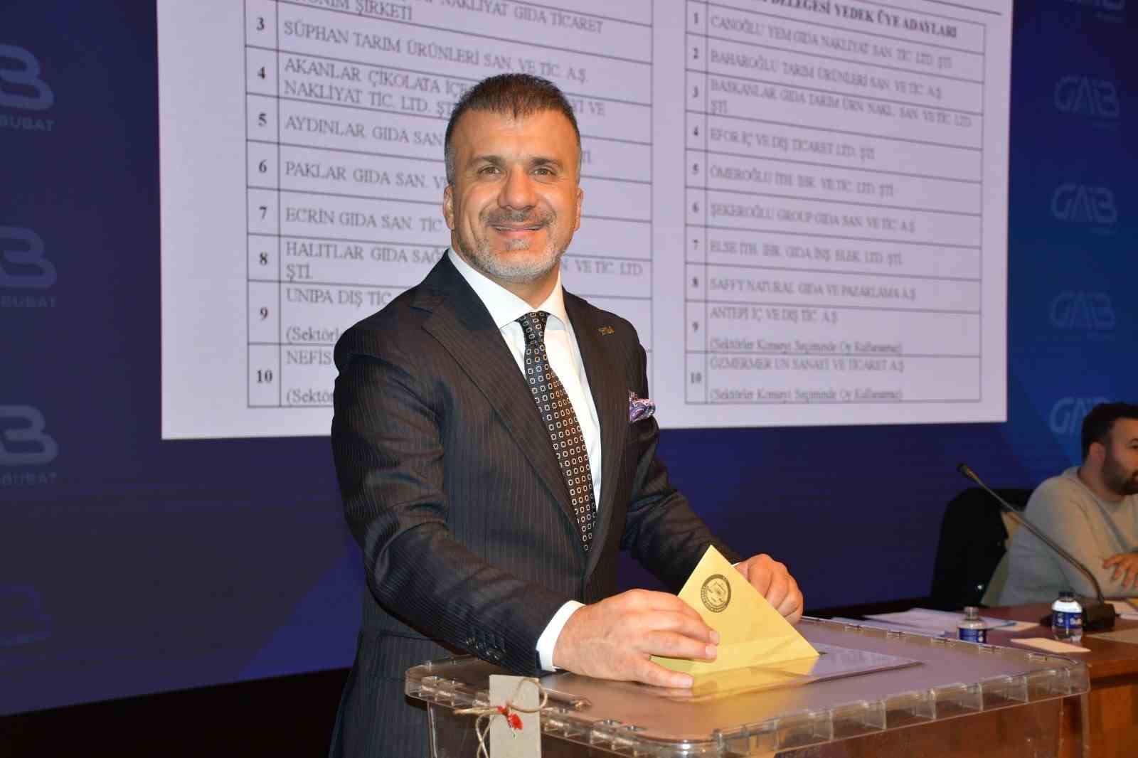 Güven tazeleyen Celal Kadooğlu: "Irak’ta iç siyasette yaşanan gerginlikler ihracatçılarımızı olumsuz etkiliyor"
