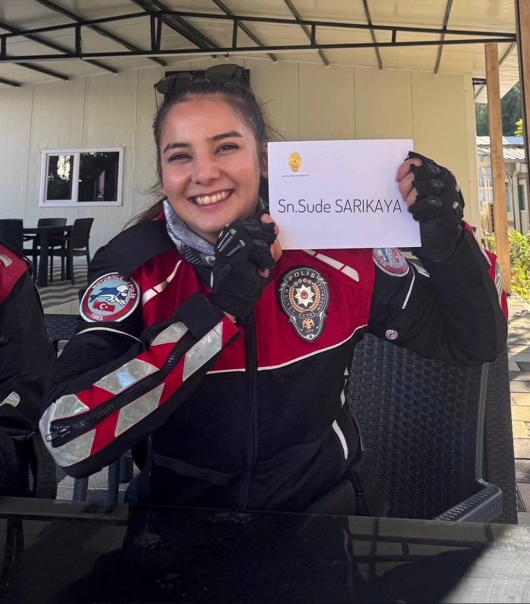 Güvenlik kameralı polis mezarından hırsızlık, anneyi gözyaşlarına boğdu
