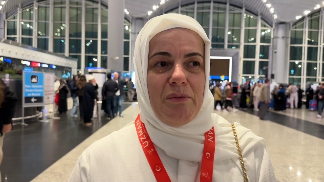 Hac kafilesi İstanbul Havalimanı’ndan kutsal topraklara dualarla uğurlandı

