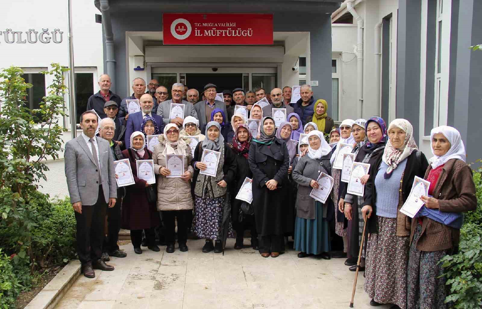 Hacı adaylarına Hac hazırlık semineri
