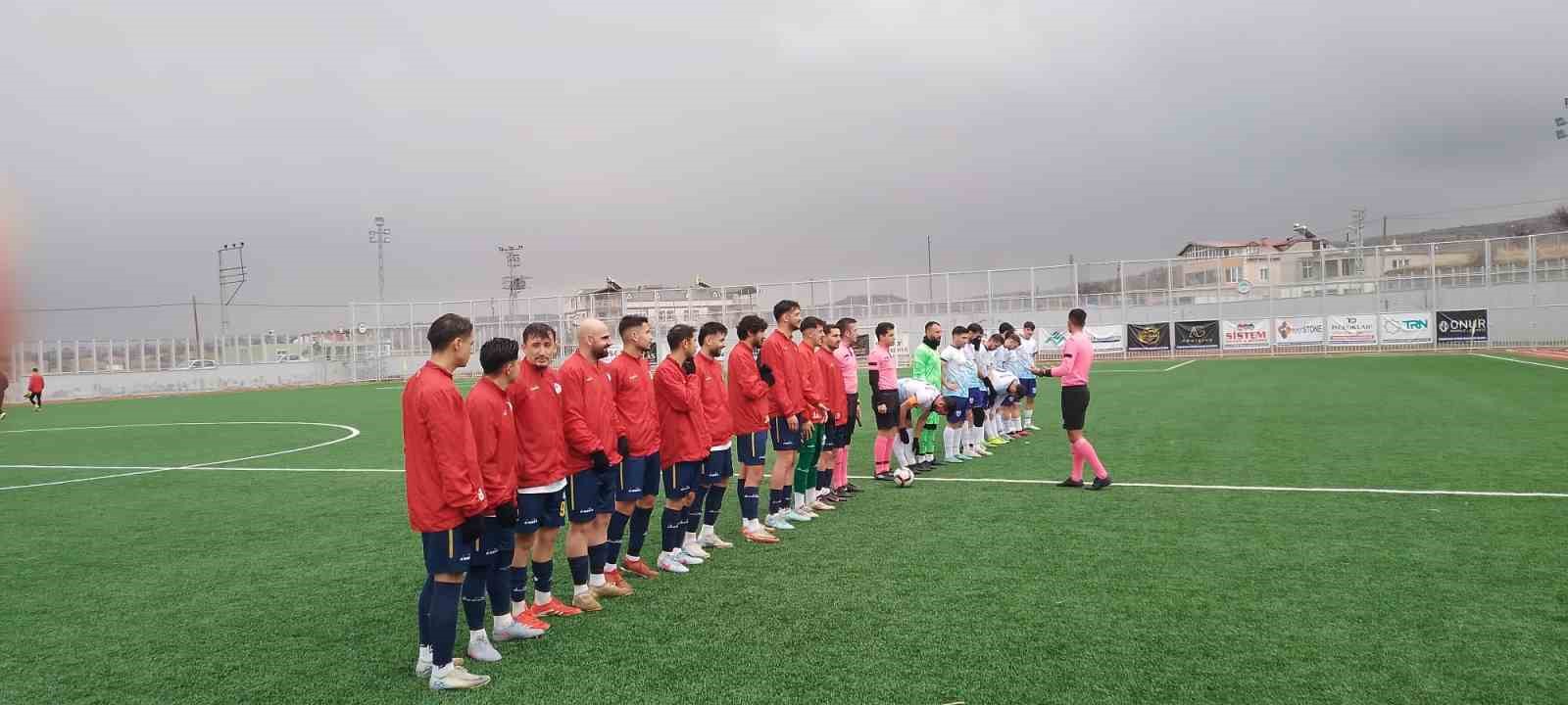 Hacılar Erciyesspor geriden gelip kazandı
Hacılar Erciyesspor geriden gelip kazandı