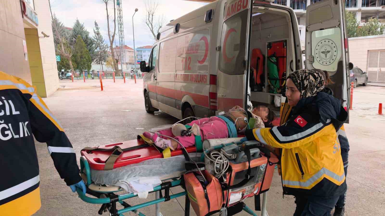 Hafif ticari aracın çarptığı çocuk ağır yaralandı
