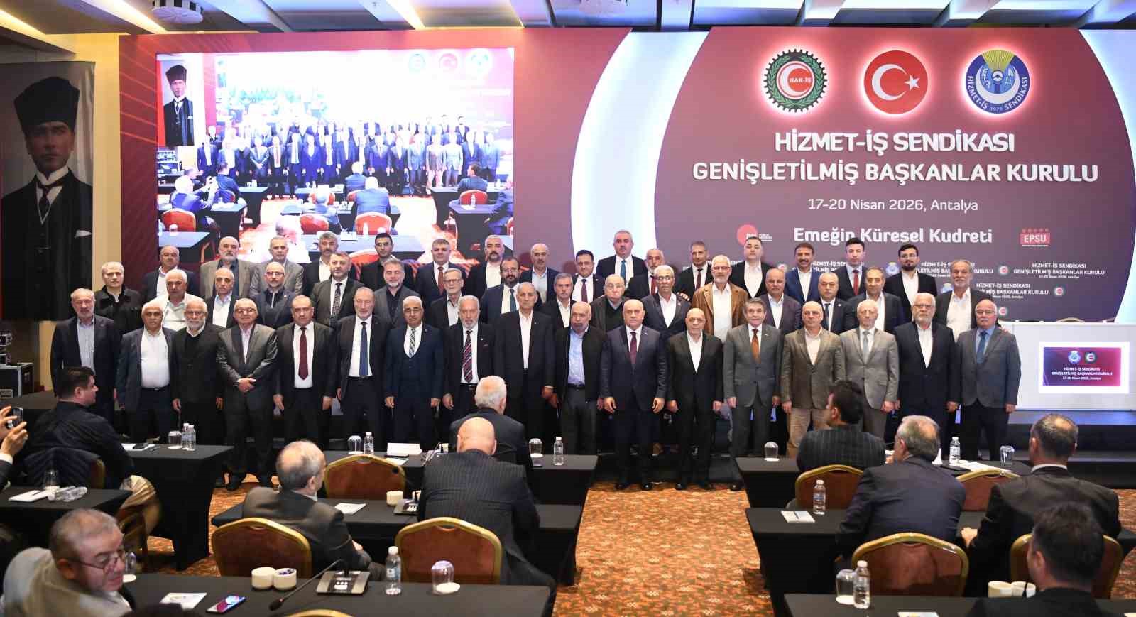 HAK-İŞ Genel Başkanı Mahmut Arslan: "Vergi sisteminin baştan sona değiştirilmesi gerekiyor"
