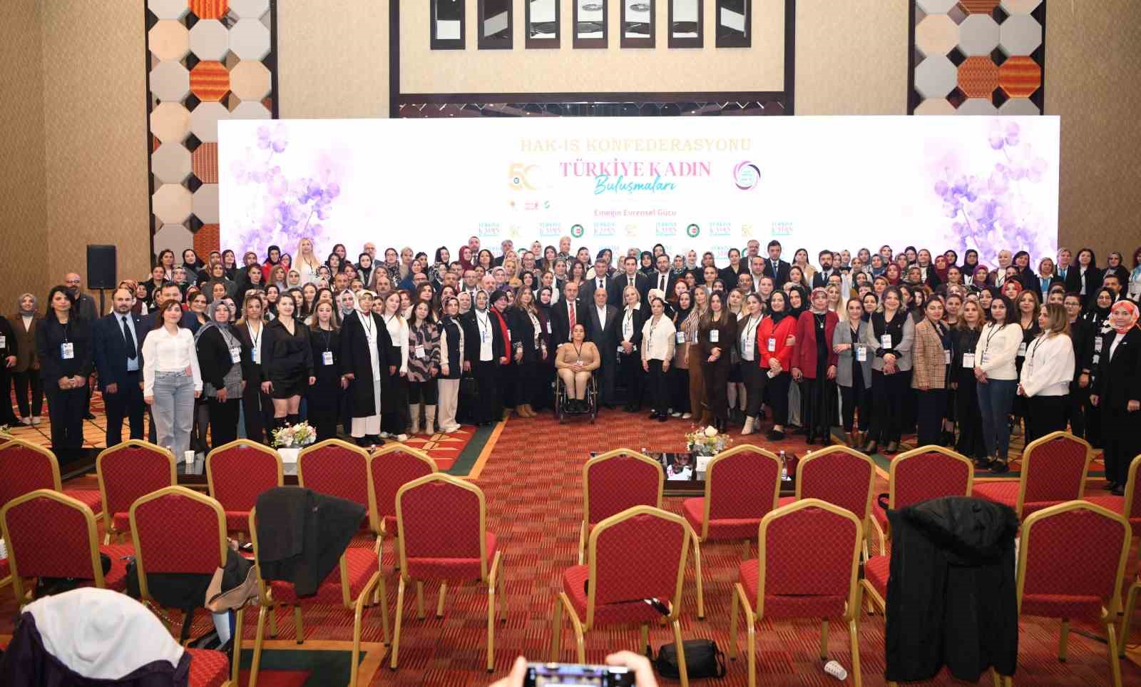 HAK-İŞ Konfederasyonu Genel Başkanı Arslan: "Asgari ücret yüzde 27 oranında artırıldı, yüzde 5’ini biz ocak ayında geri verdik"
