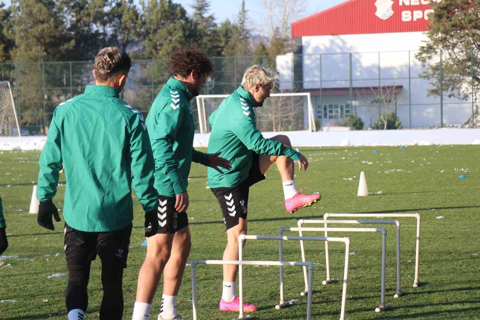 Hakan Kutlu: "Sakaryaspor’u yakışan yerlere getireceğimize inanıyoruz"

