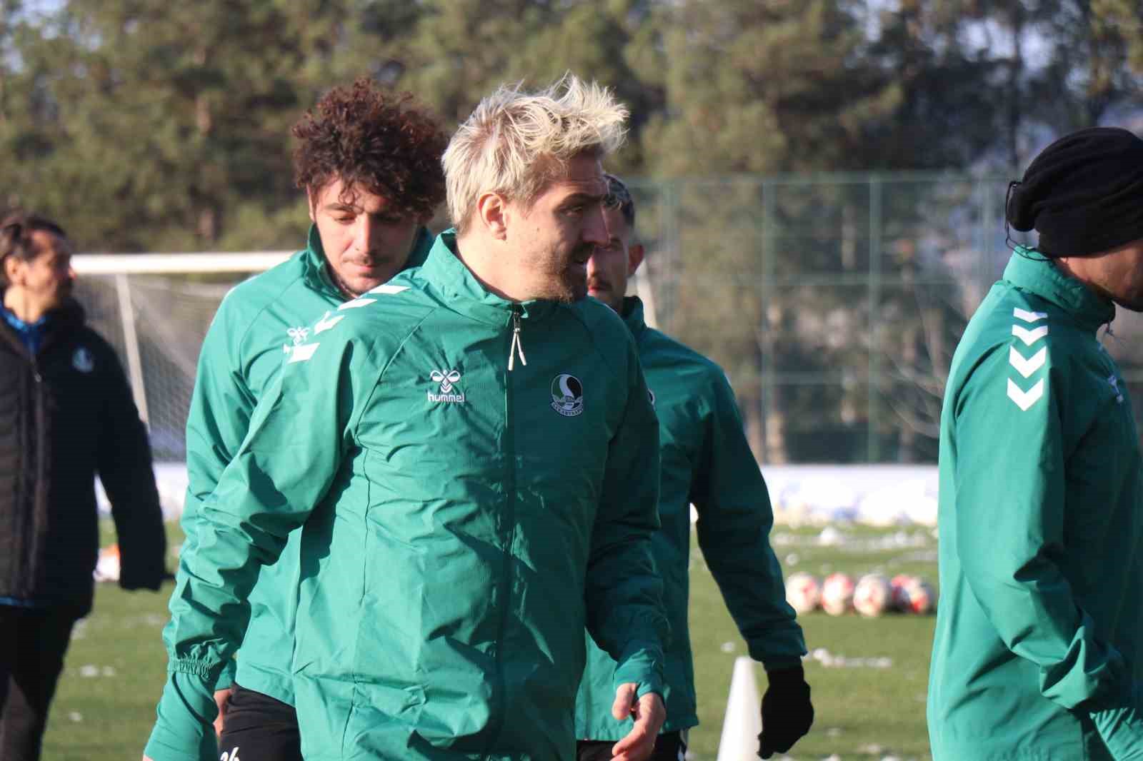 Hakan Kutlu: "Sakaryaspor’u yakışan yerlere getireceğimize inanıyoruz"
