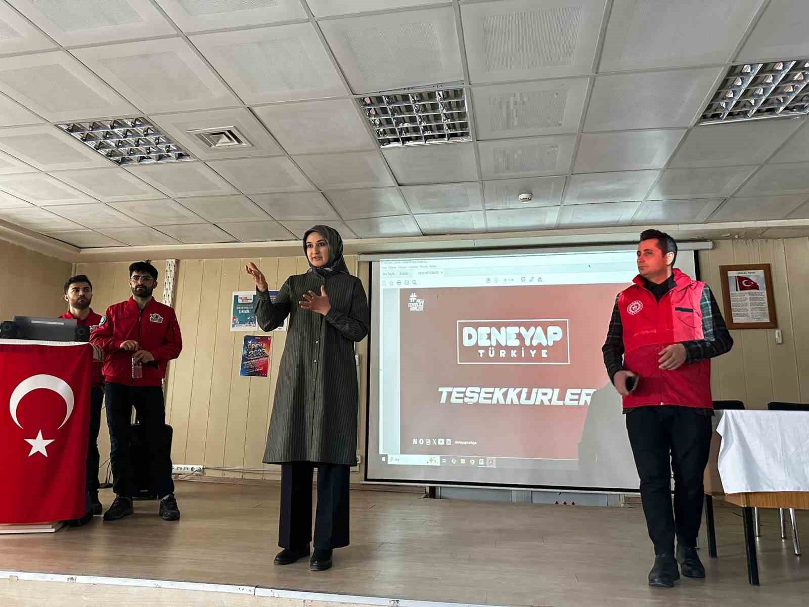 Hakkari’de gençler teknolojiyle buluşuyor
